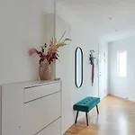 Super Stylish 3-bedroom In Center Kodaň